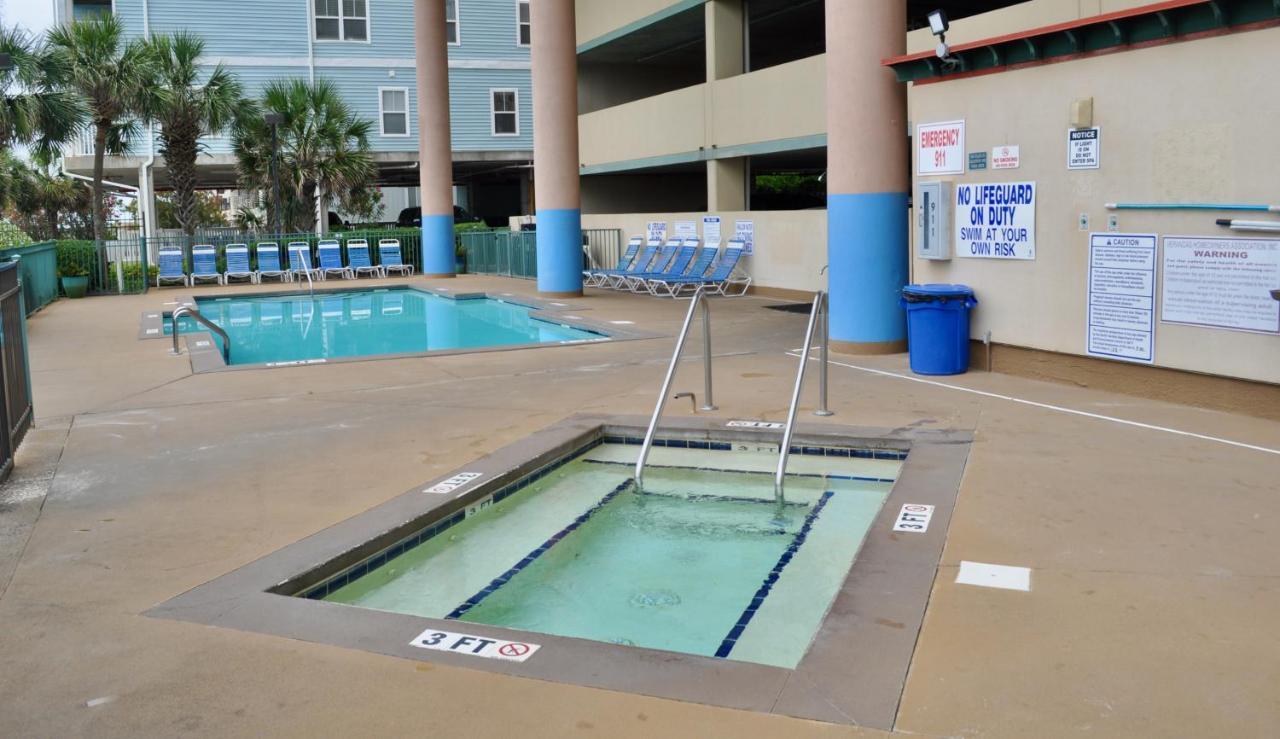 Oceanview Condo With Pool, Hot Tub, Balcony, Right On The Beach Myrtle Beach Exterior foto